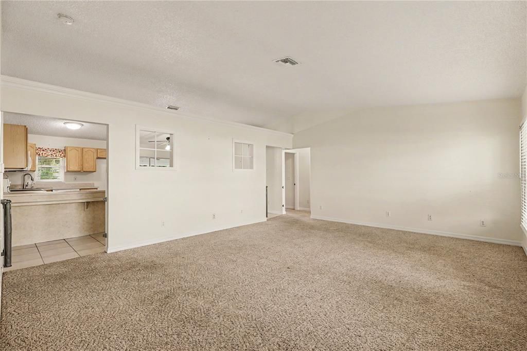 Active With Contract: $339,000 (3 beds, 2 baths, 1850 Square Feet)