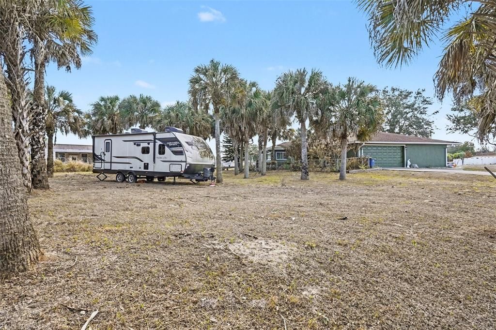 Active With Contract: $339,000 (3 beds, 2 baths, 1850 Square Feet)