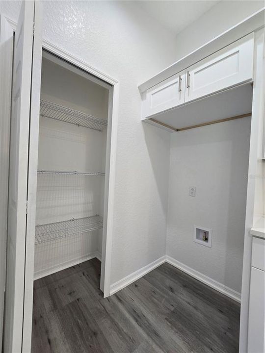 На продажу: $245,000 (3 спален, 2 ванн, 1310 Квадратных фут)
