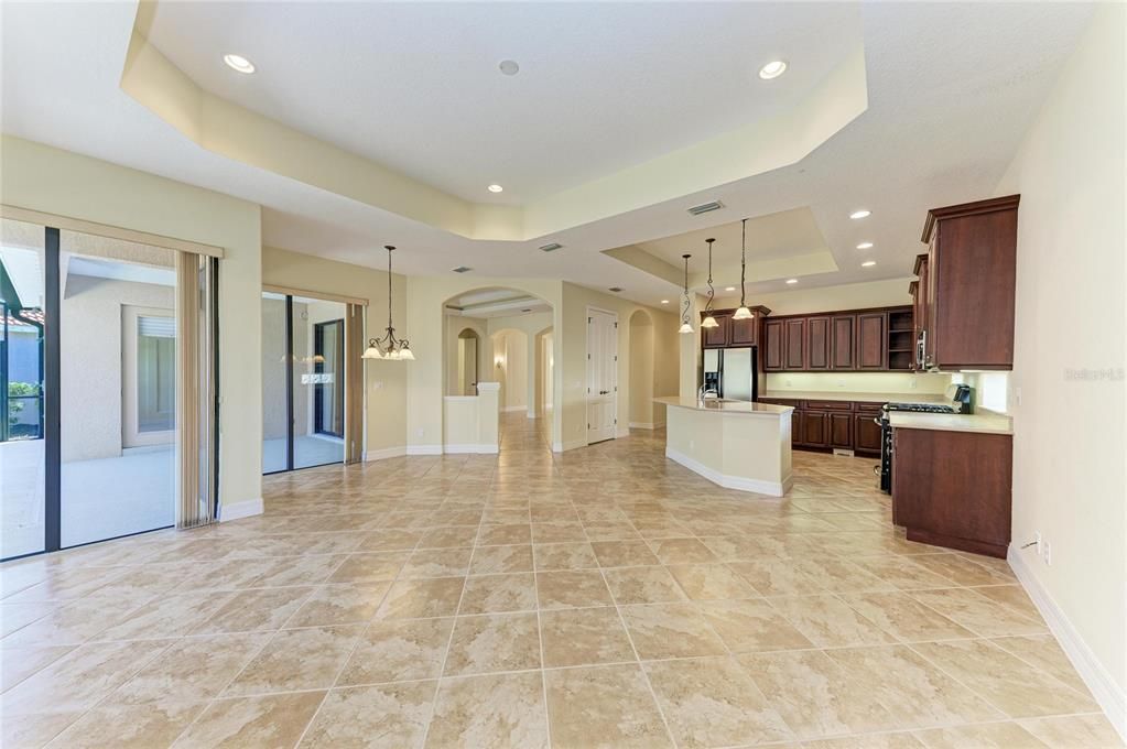 En Venta: $799,990 (4 camas, 2 baños, 3183 Pies cuadrados)