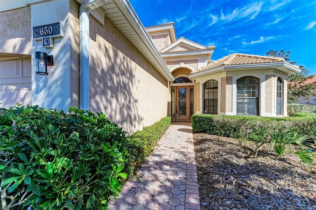 En Venta: $799,990 (4 camas, 2 baños, 3183 Pies cuadrados)