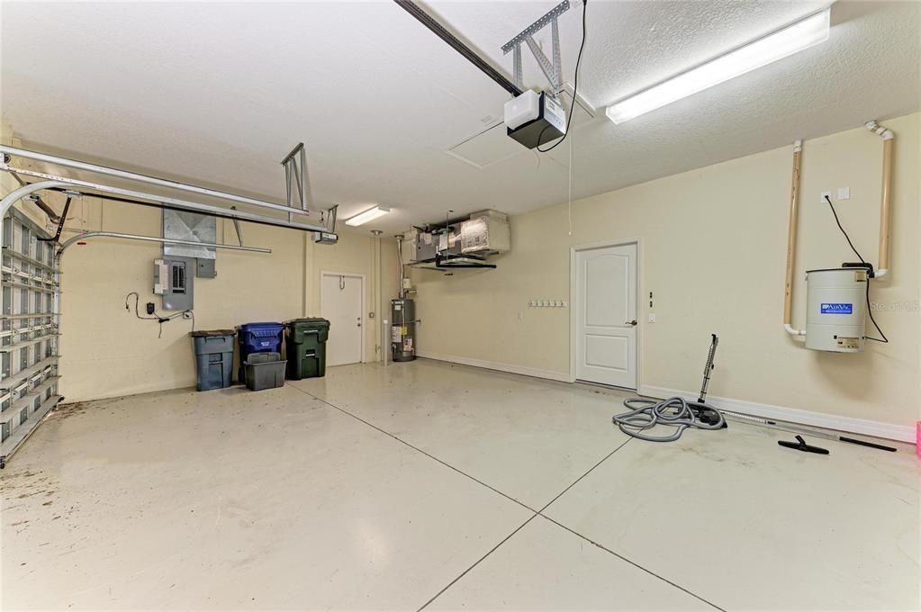En Venta: $799,990 (4 camas, 2 baños, 3183 Pies cuadrados)