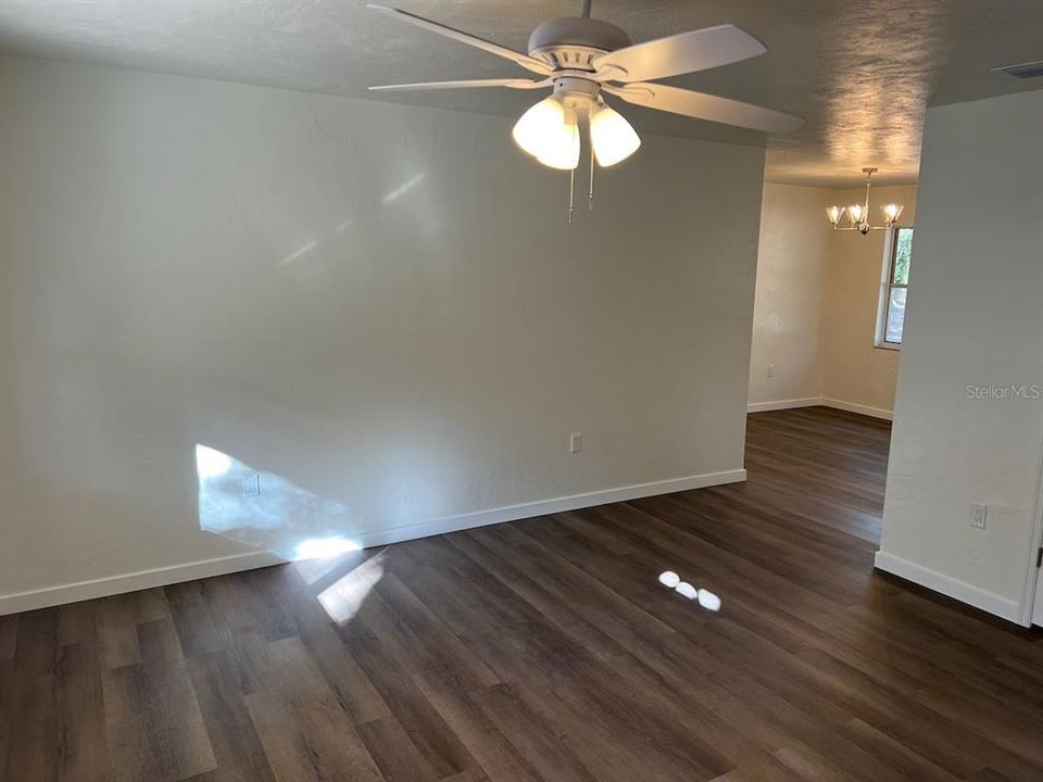 En Venta: $209,000 (3 camas, 2 baños, 1113 Pies cuadrados)