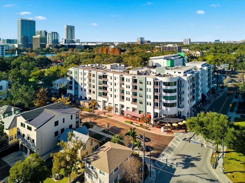 На продажу: $314,995 (2 спален, 2 ванн, 1330 Квадратных фут)