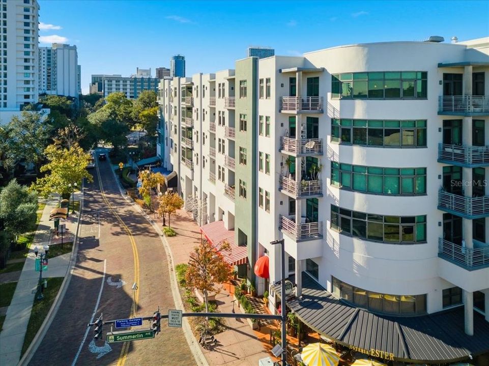 На продажу: $314,995 (2 спален, 2 ванн, 1330 Квадратных фут)