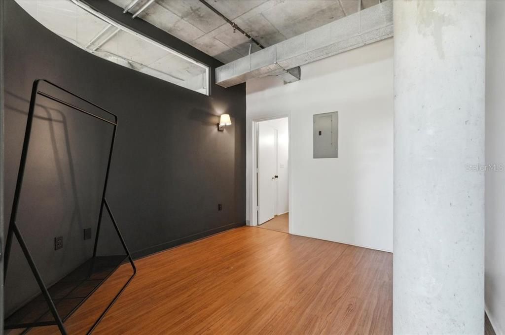 На продажу: $314,995 (2 спален, 2 ванн, 1330 Квадратных фут)