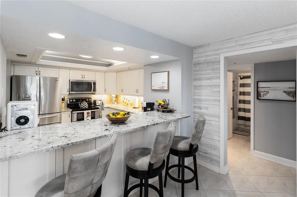 Active With Contract: $499,900 (3 beds, 2 baths, 1668 Square Feet)