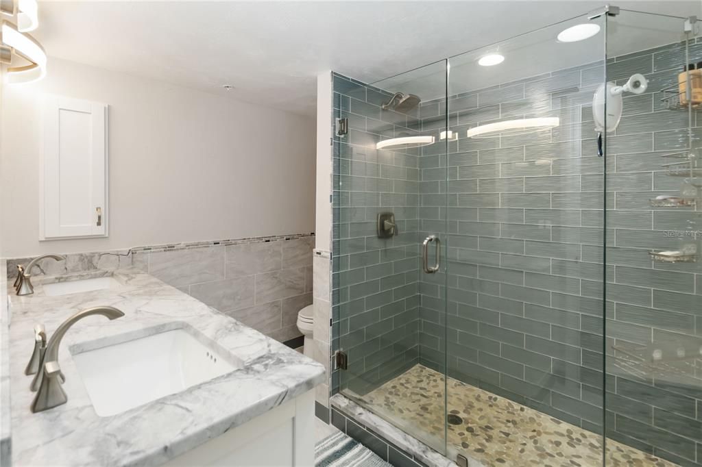 Active With Contract: $499,900 (3 beds, 2 baths, 1668 Square Feet)