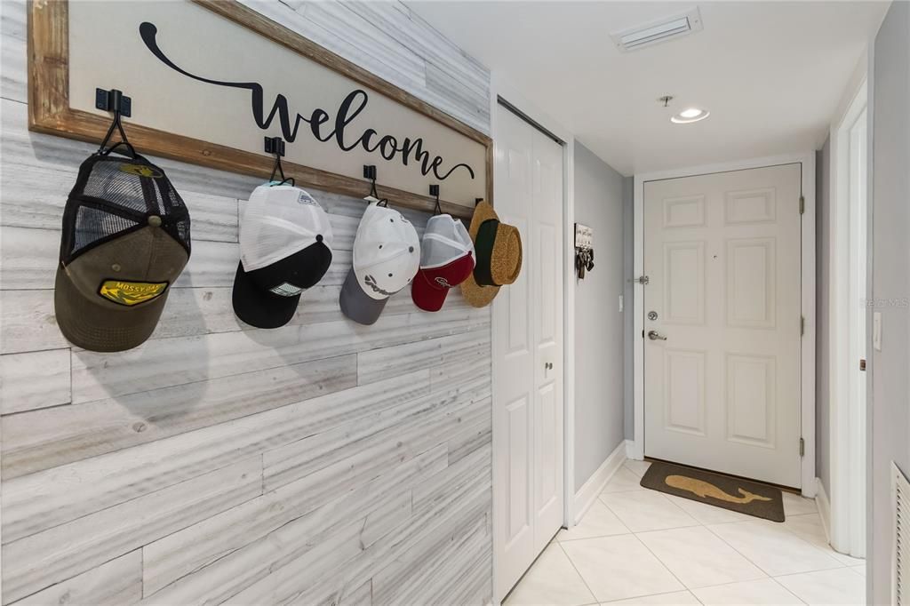 Active With Contract: $499,900 (3 beds, 2 baths, 1668 Square Feet)
