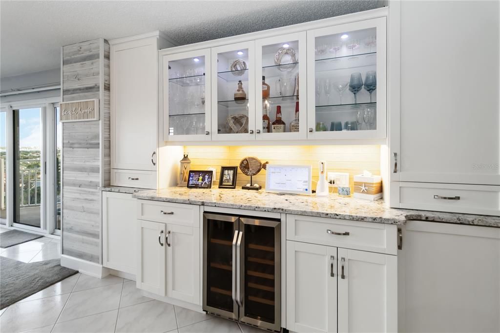 Active With Contract: $499,900 (3 beds, 2 baths, 1668 Square Feet)