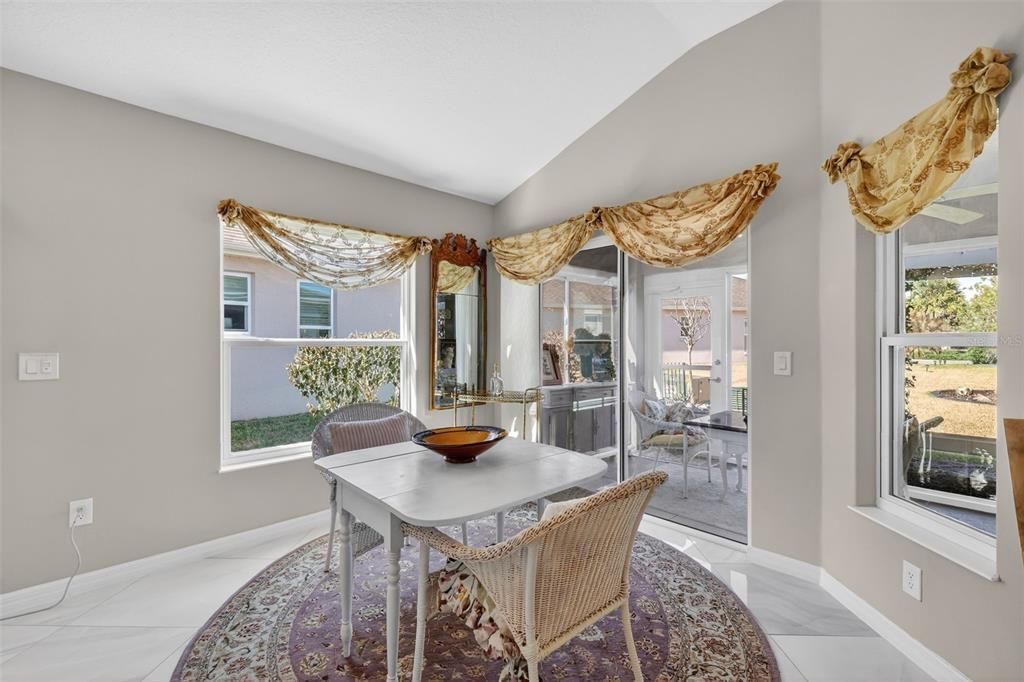Activo con contrato: $474,999 (3 camas, 2 baños, 1918 Pies cuadrados)