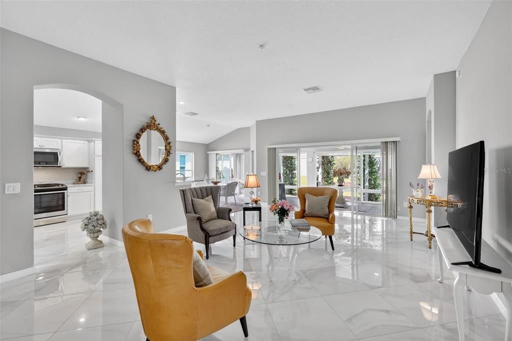 Activo con contrato: $474,999 (3 camas, 2 baños, 1918 Pies cuadrados)