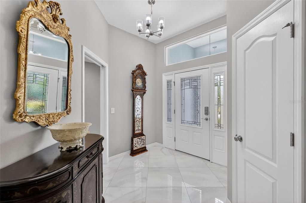 Activo con contrato: $474,999 (3 camas, 2 baños, 1918 Pies cuadrados)