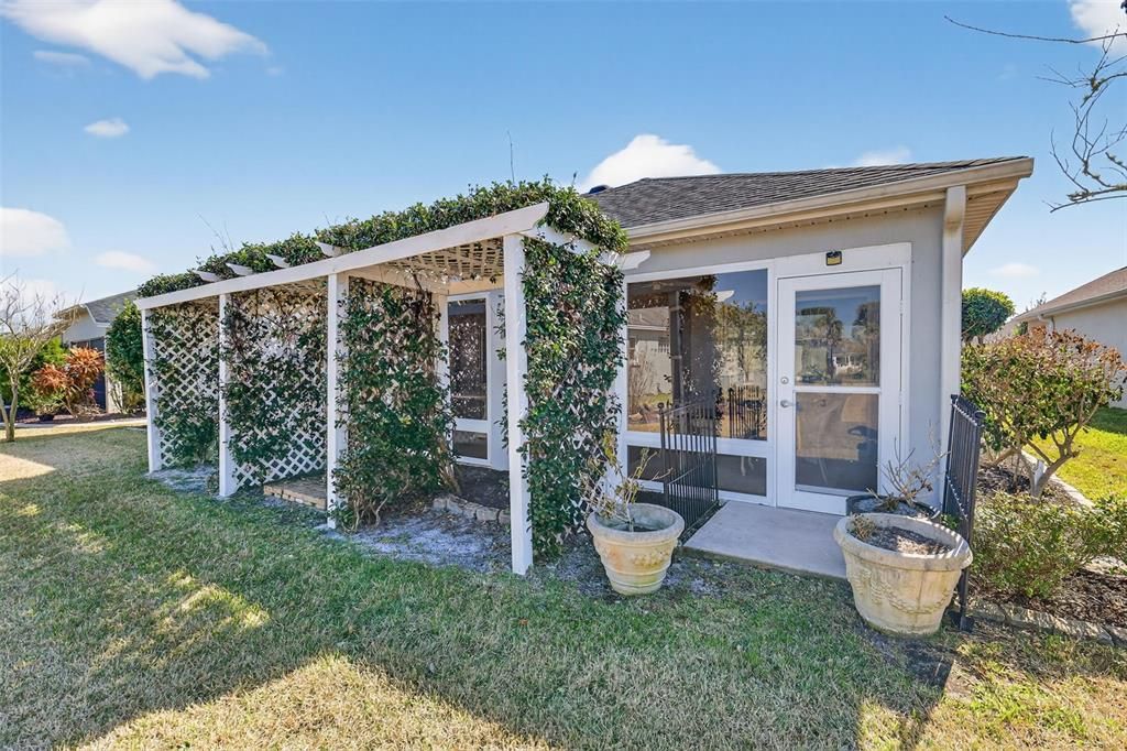 Activo con contrato: $474,999 (3 camas, 2 baños, 1918 Pies cuadrados)
