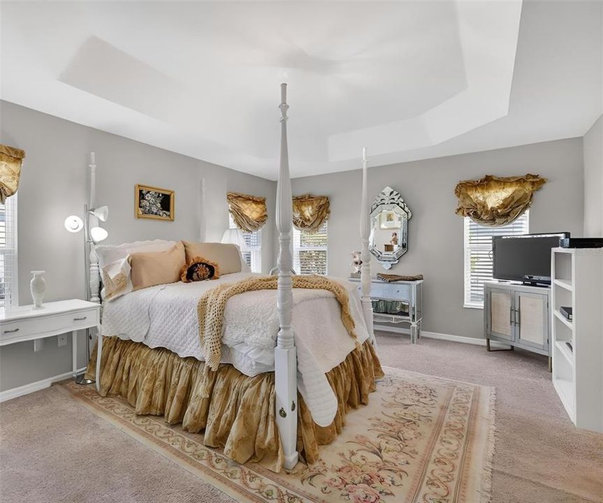 Activo con contrato: $474,999 (3 camas, 2 baños, 1918 Pies cuadrados)