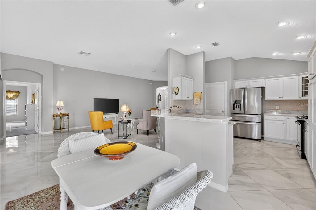 Activo con contrato: $474,999 (3 camas, 2 baños, 1918 Pies cuadrados)