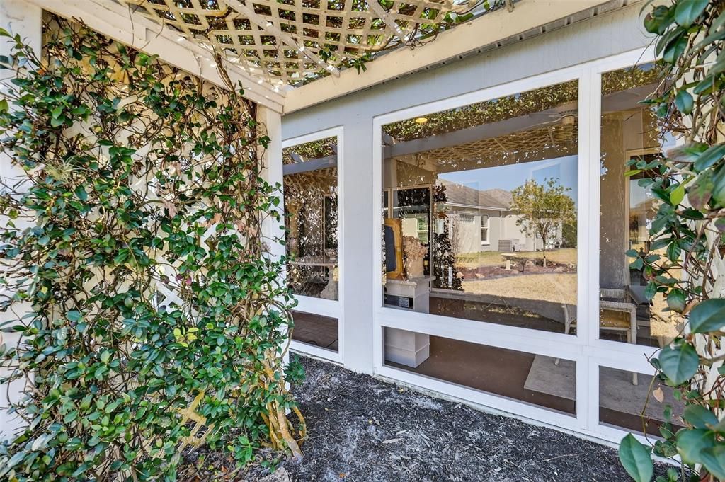 Activo con contrato: $474,999 (3 camas, 2 baños, 1918 Pies cuadrados)