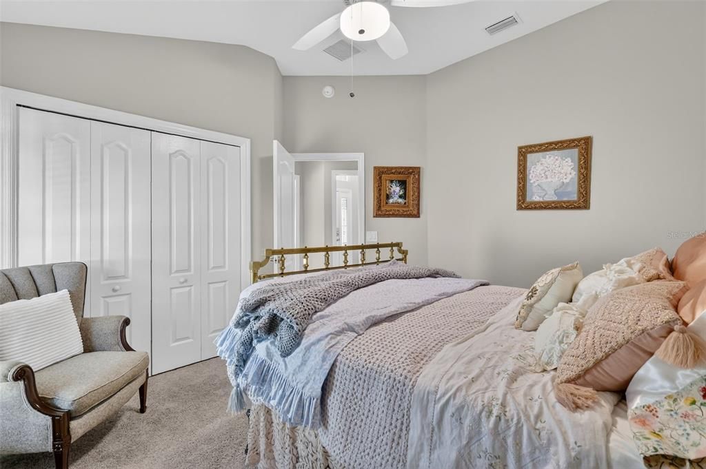 Activo con contrato: $474,999 (3 camas, 2 baños, 1918 Pies cuadrados)