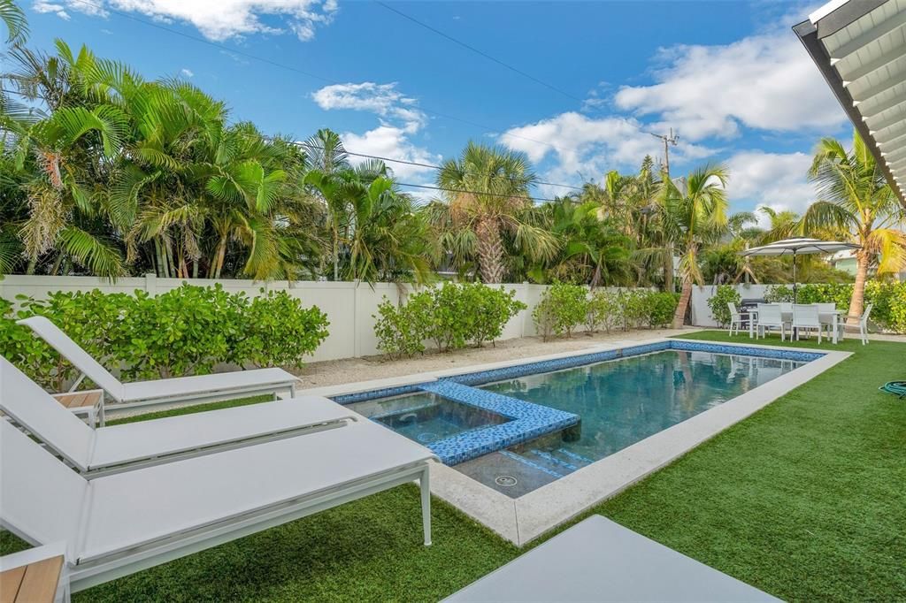 For Sale: $2,185,000 (4 beds, 3 baths, 2185 Square Feet)