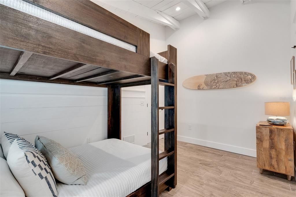 For Sale: $2,185,000 (4 beds, 3 baths, 2185 Square Feet)