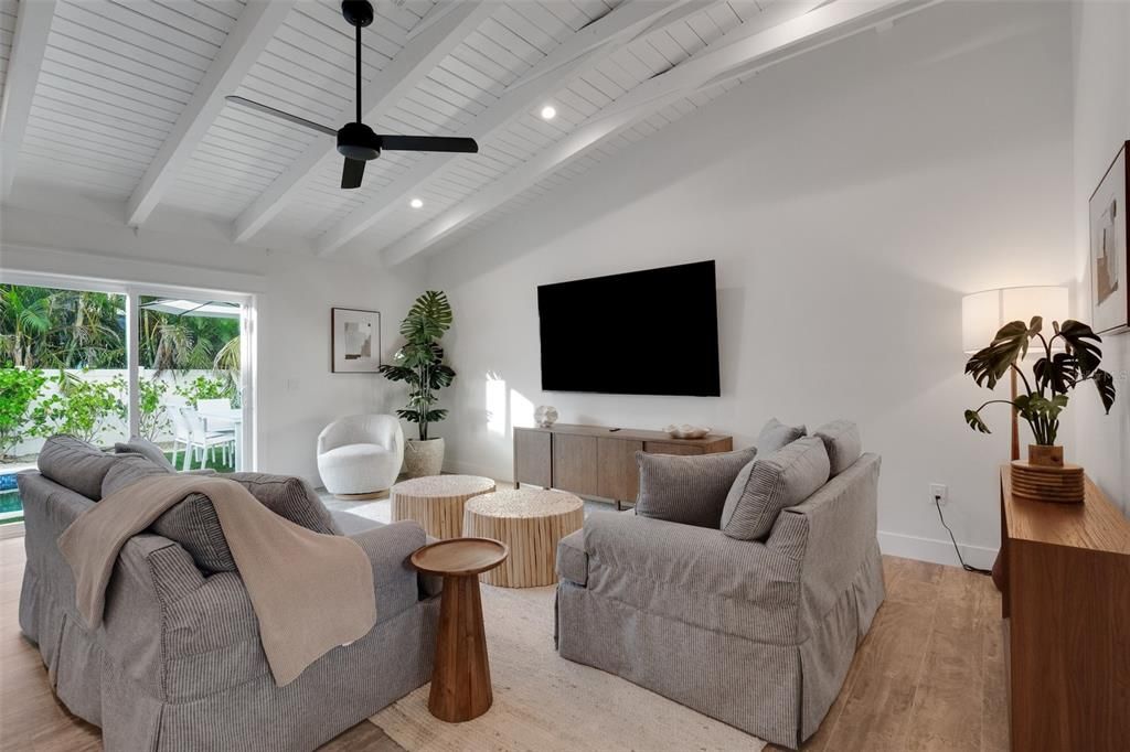 For Sale: $2,185,000 (4 beds, 3 baths, 2185 Square Feet)
