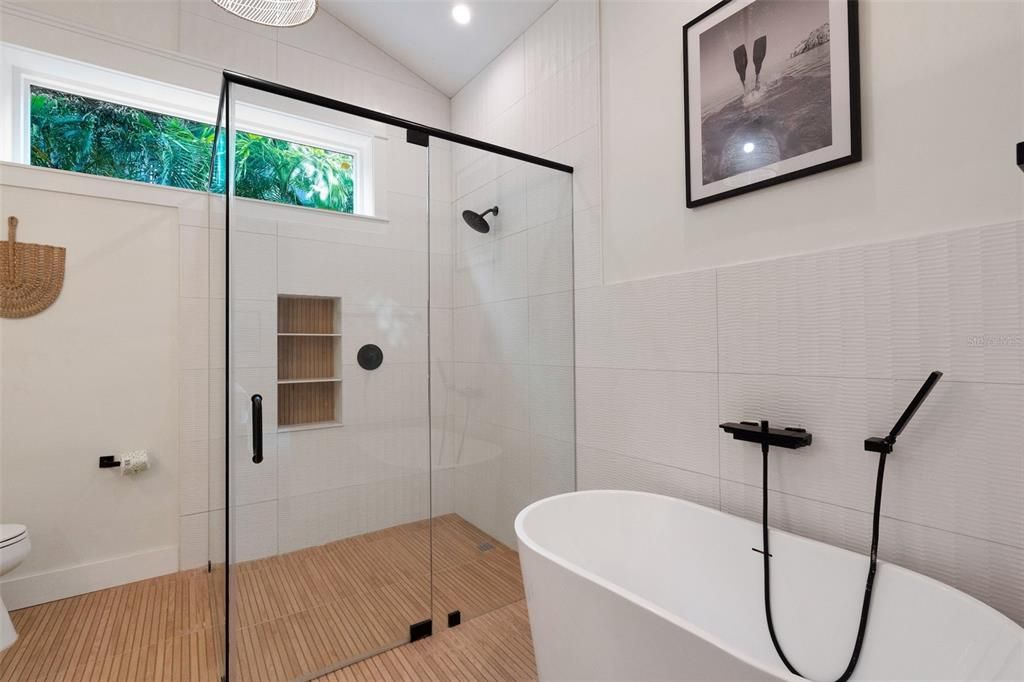 For Sale: $2,185,000 (4 beds, 3 baths, 2185 Square Feet)
