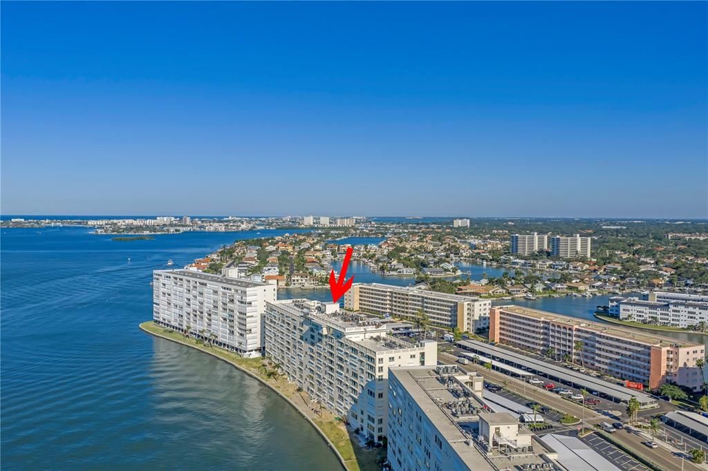 En Venta: $743,000 (2 camas, 2 baños, 2210 Pies cuadrados)