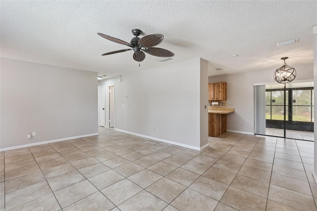 Active With Contract: $299,000 (3 beds, 2 baths, 1224 Square Feet)