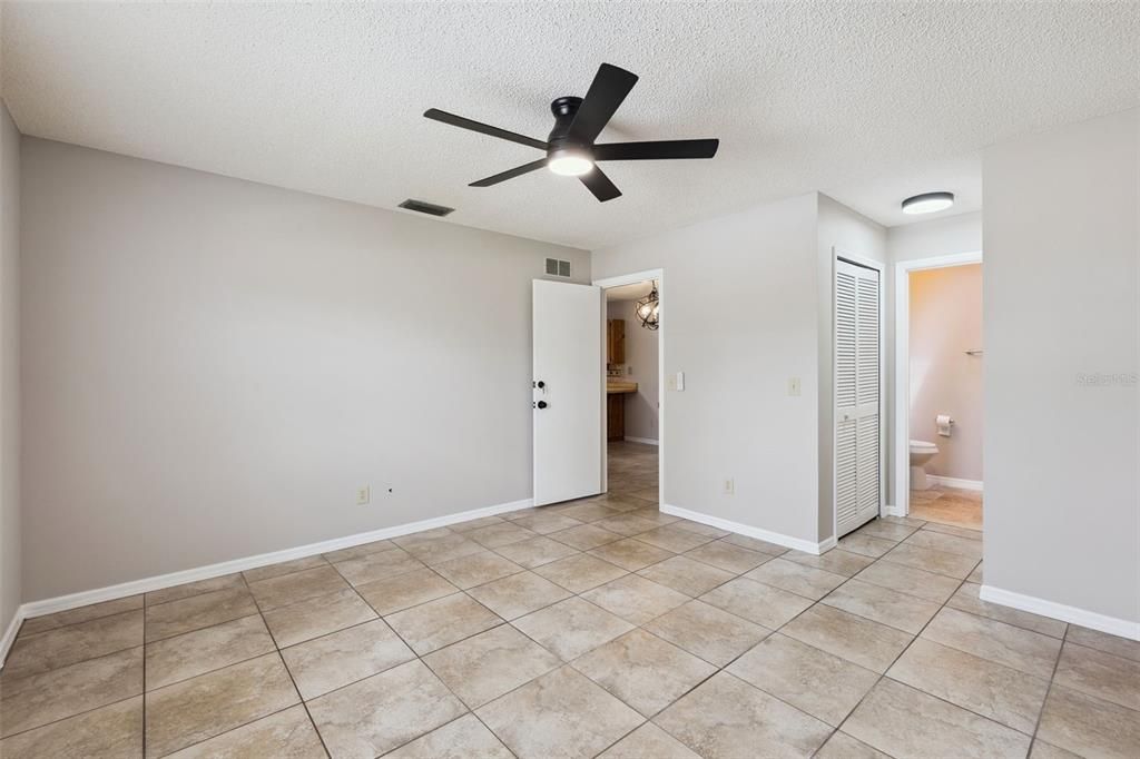 Active With Contract: $299,000 (3 beds, 2 baths, 1224 Square Feet)