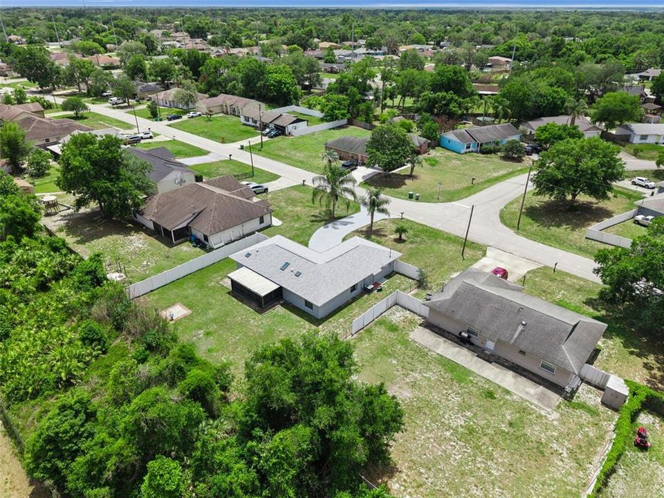 Active With Contract: $299,000 (3 beds, 2 baths, 1224 Square Feet)