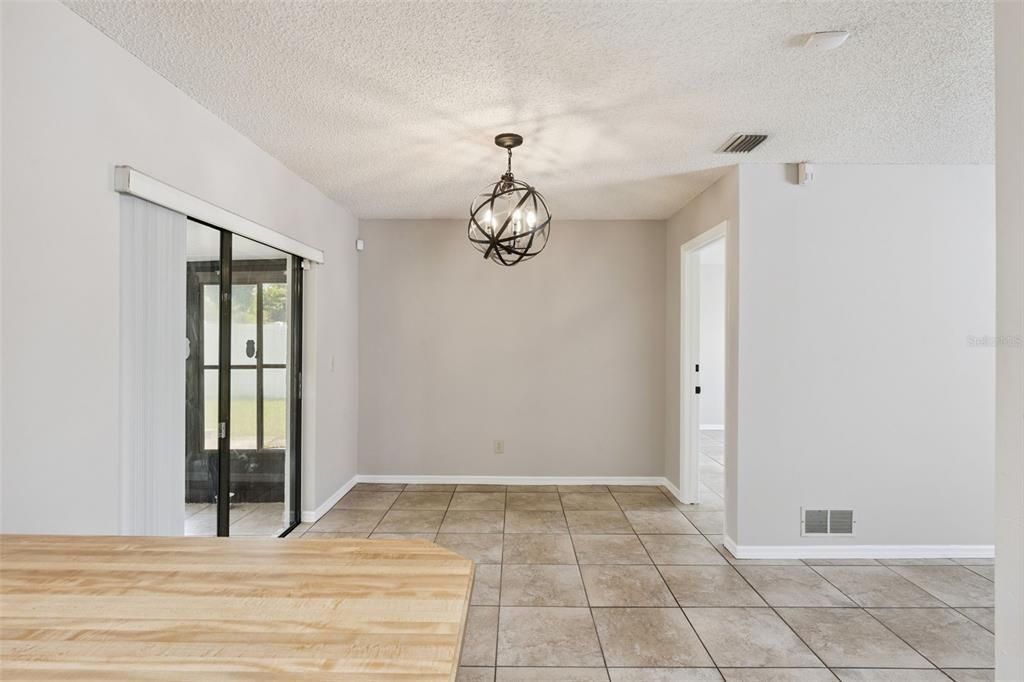 Active With Contract: $299,000 (3 beds, 2 baths, 1224 Square Feet)