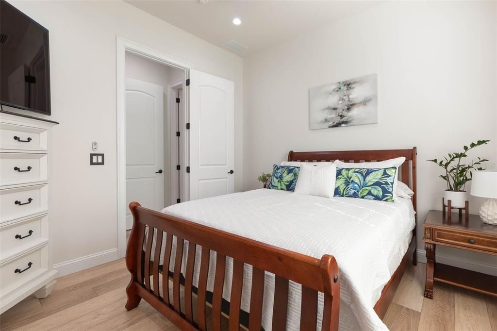 Active With Contract: $775,000 (4 beds, 2 baths, 2343 Square Feet)