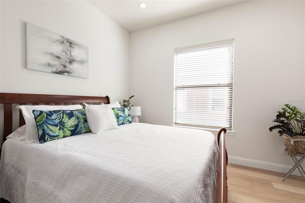 Active With Contract: $775,000 (4 beds, 2 baths, 2343 Square Feet)