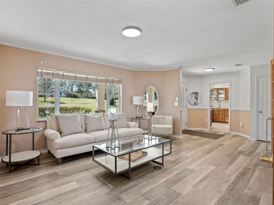 Active With Contract: $575,000 (3 beds, 2 baths, 2555 Square Feet)