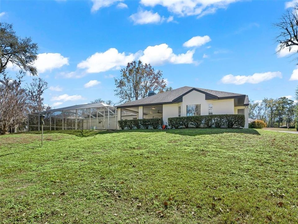 Active With Contract: $575,000 (3 beds, 2 baths, 2555 Square Feet)