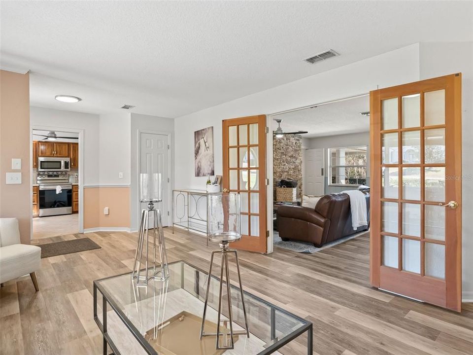 Active With Contract: $575,000 (3 beds, 2 baths, 2555 Square Feet)