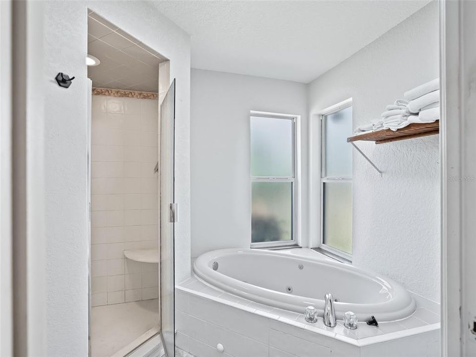 Active With Contract: $575,000 (3 beds, 2 baths, 2555 Square Feet)