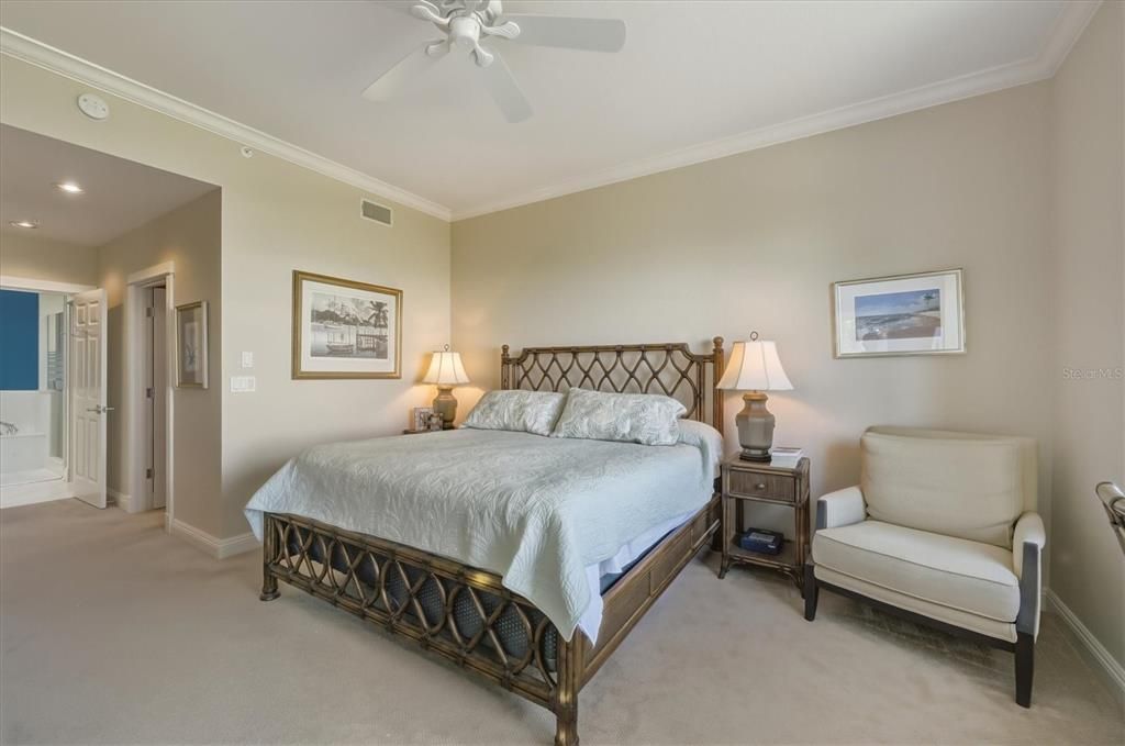 На продажу: $2,249,000 (3 спален, 2 ванн, 1770 Квадратных фут)