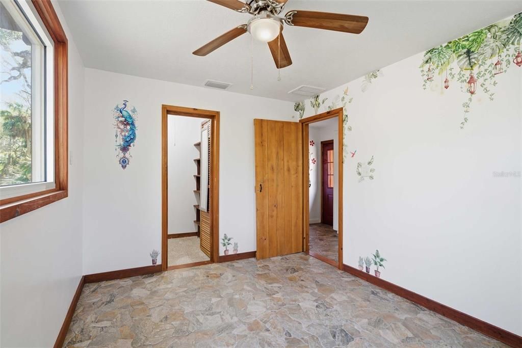 For Sale: $525,000 (2 beds, 2 baths, 1458 Square Feet)