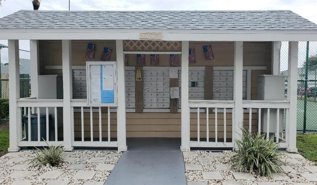 Active With Contract: $1,595 (2 beds, 2 baths, 898 Square Feet)