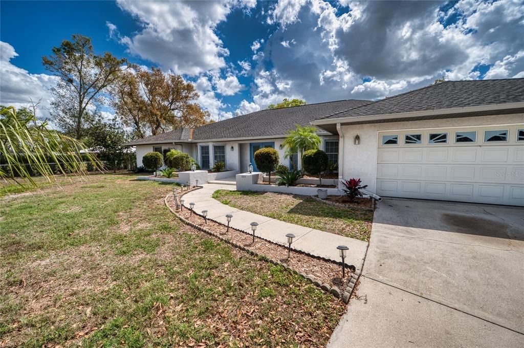 Active With Contract: $849,900 (4 beds, 3 baths, 3240 Square Feet)