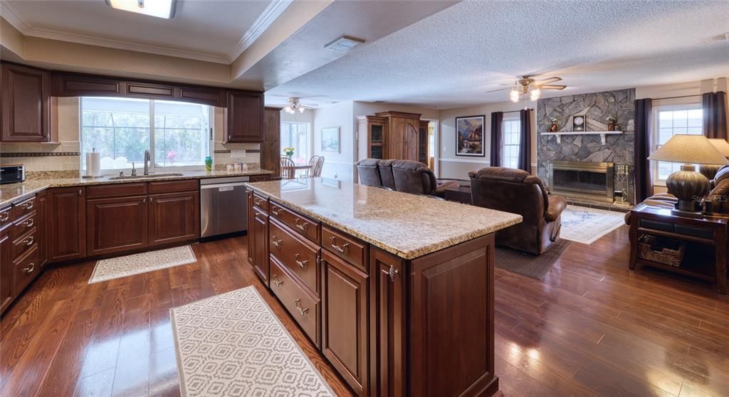 Active With Contract: $849,900 (4 beds, 3 baths, 3240 Square Feet)
