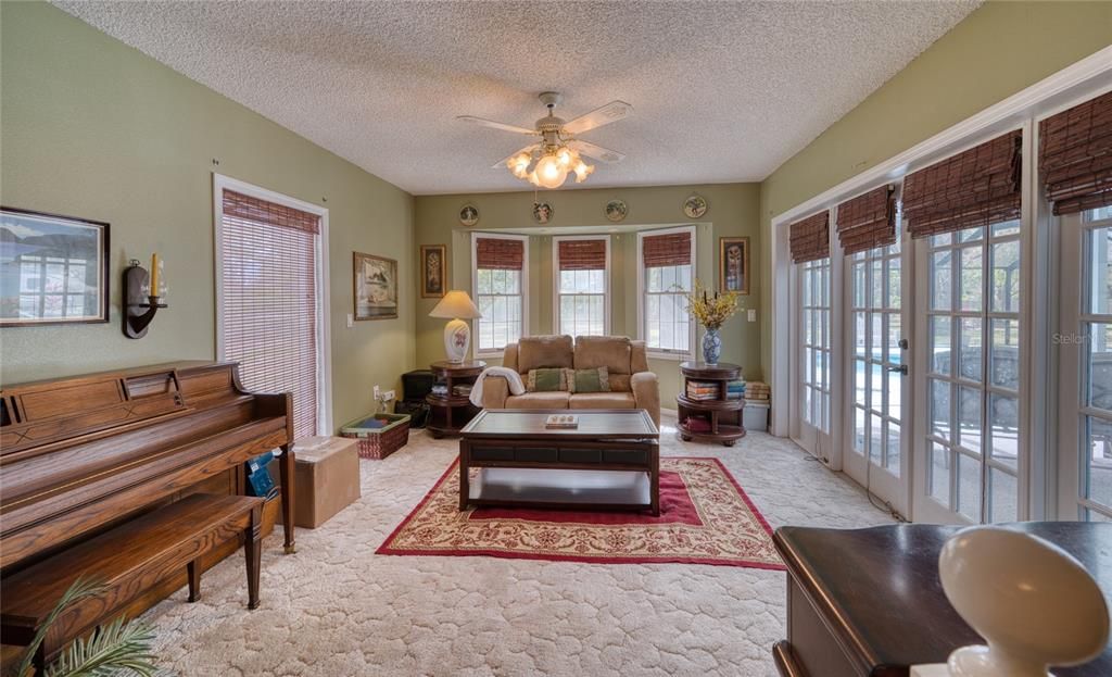 Active With Contract: $849,900 (4 beds, 3 baths, 3240 Square Feet)