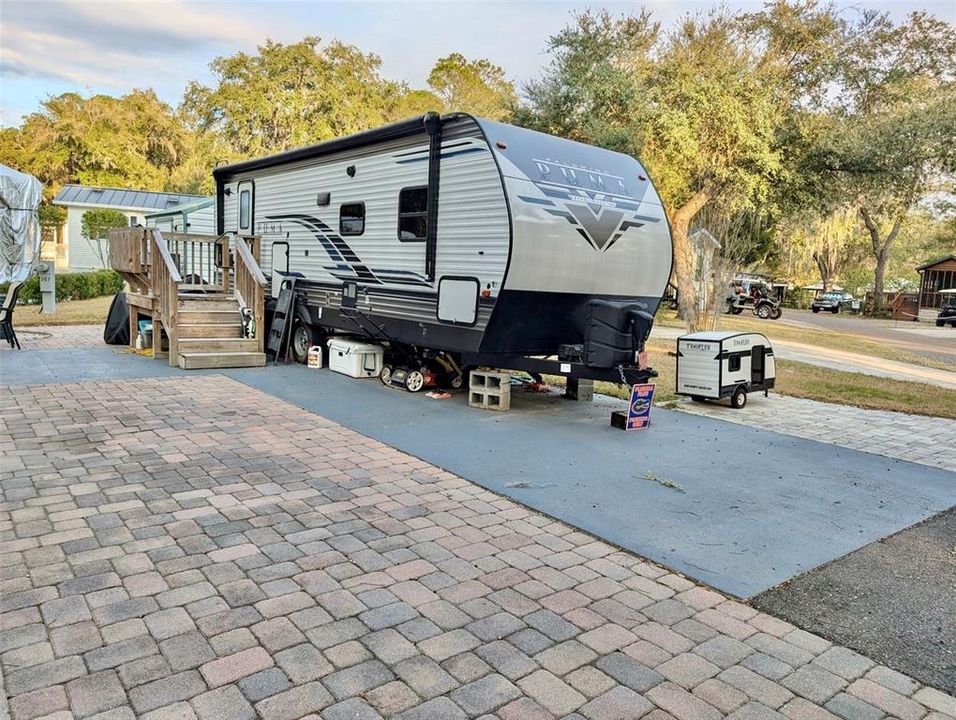 待售: $72,000 (0.08 acres)