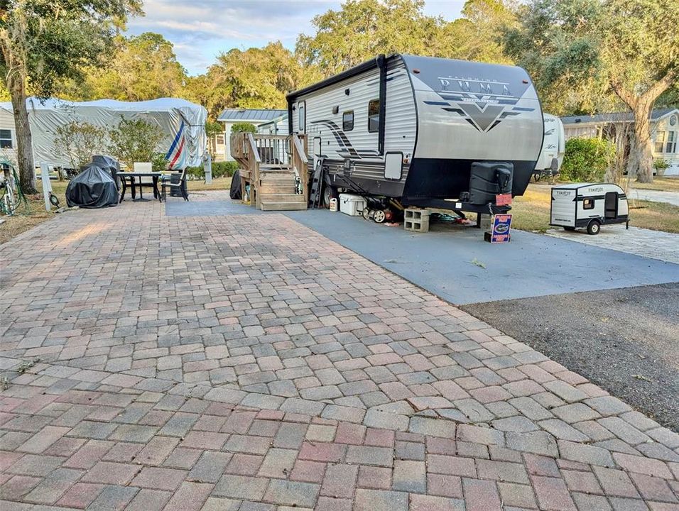 待售: $72,000 (0.08 acres)