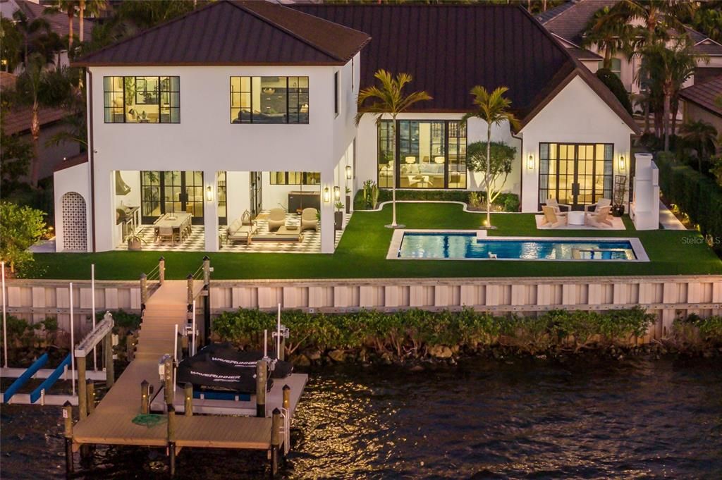 На продажу: $6,950,000 (4 спален, 3 ванн, 5147 Квадратных фут)