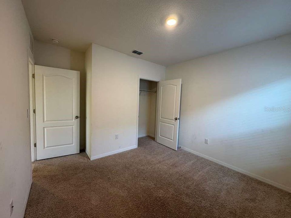 For Rent: $2,350 (4 beds, 2 baths, 1830 Square Feet)