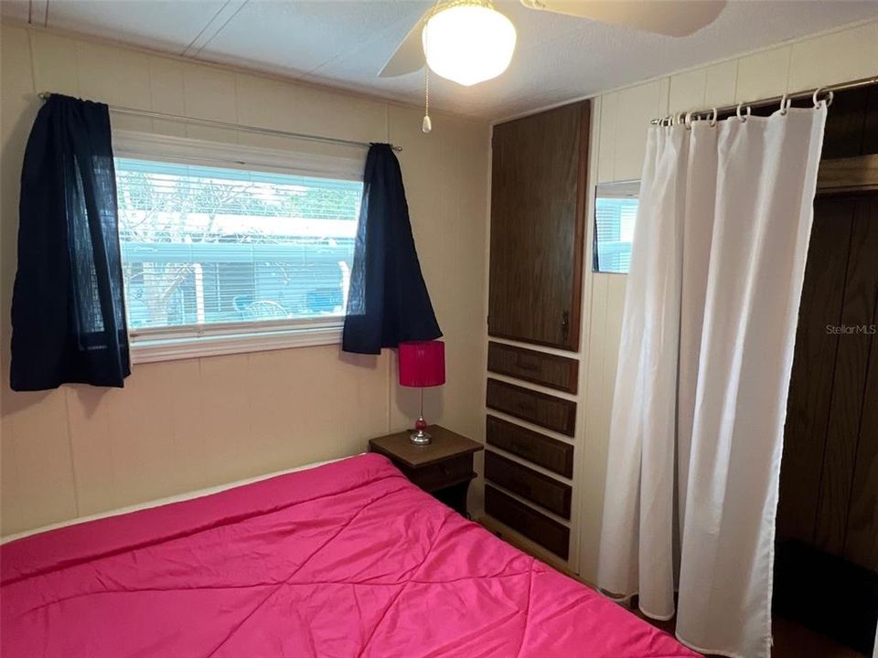 На продажу: $75,900 (2 спален, 1 ванн, 672 Квадратных фут)