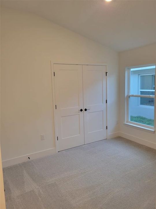 Active With Contract: $325,000 (4 beds, 2 baths, 1820 Square Feet)