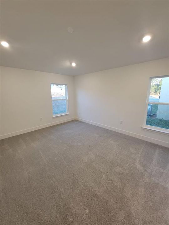 Active With Contract: $325,000 (4 beds, 2 baths, 1820 Square Feet)